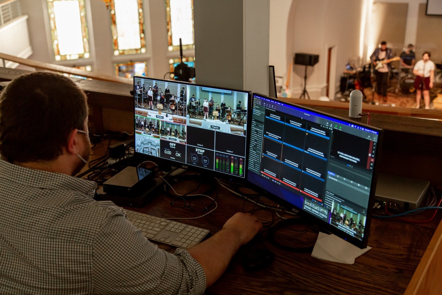Do you have some tech or livestream experience? Do you not but have a healthy curiosity that you want to channel into church ministry? On this #Thursdayserveday we're highlighting the tech booth! Help with livestream, ProPresenter or sound. Connect with Troi at Troi@eastsideatl.org for more information.